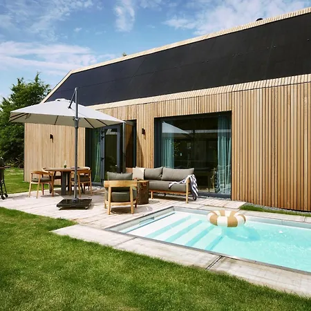 Hébergement de vacances Luxury With Private Swimming Pool And Sauna, In The Achterhoek